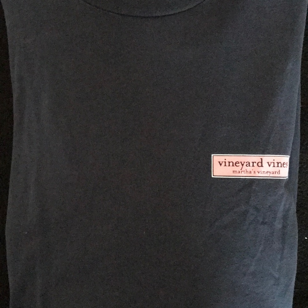 Men’s Vineyard Vines tshirt